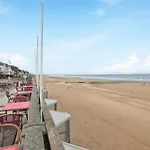 1 Bedroom In شقة كابورغ