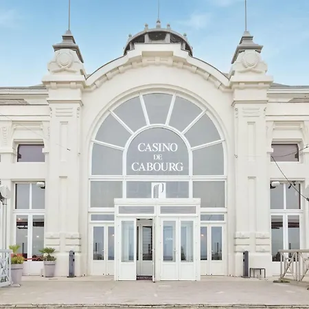 1 Bedroom Stunning In Cabourg
